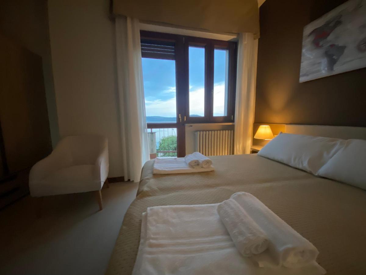 Hotel Lido Bollengo エクステリア 写真