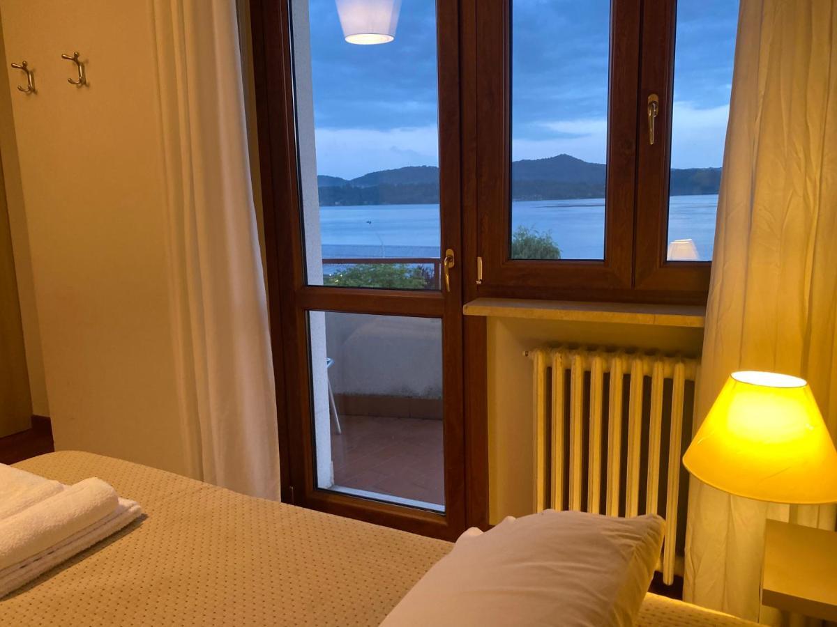 Hotel Lido Bollengo エクステリア 写真