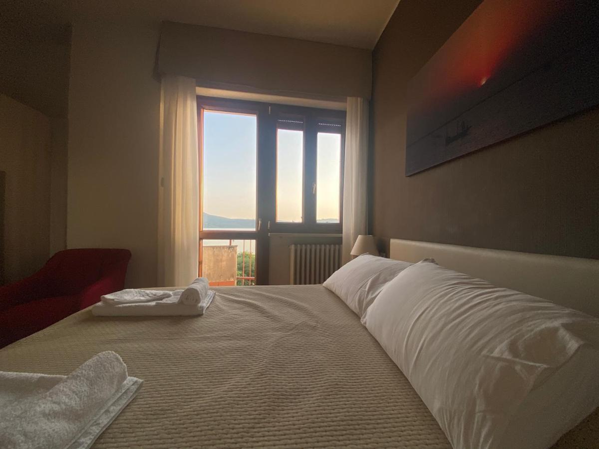Hotel Lido Bollengo エクステリア 写真