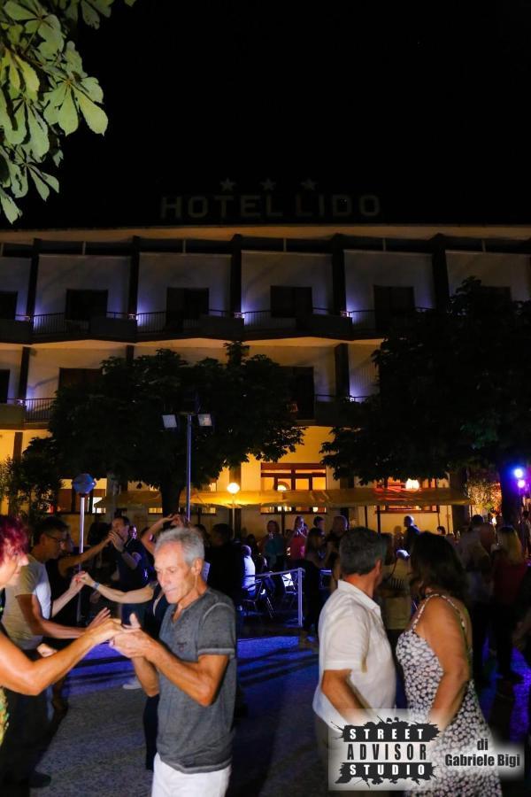 Hotel Lido Bollengo エクステリア 写真