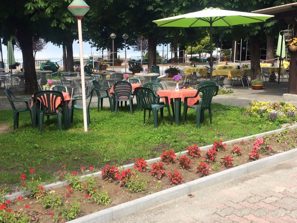 Hotel Lido Bollengo エクステリア 写真